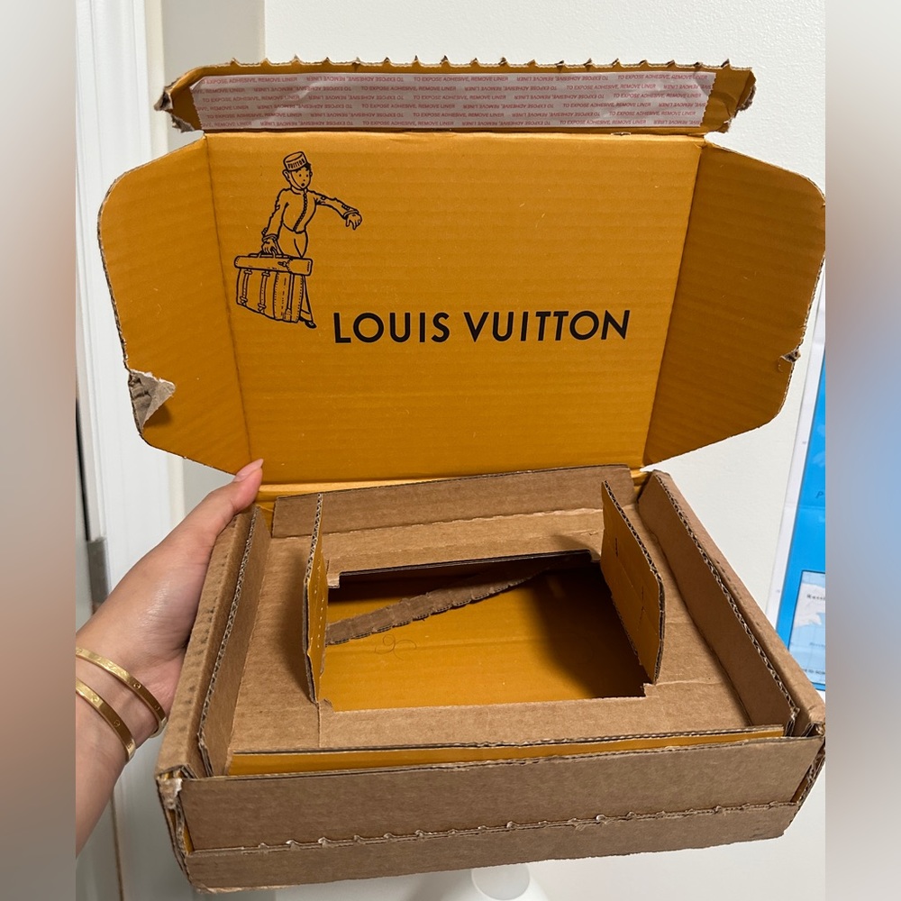 Louis Vuitton empty box